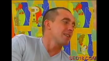 Afspelen Hete brunette nauwelijks legaal vriendin en vriend neuken ruw