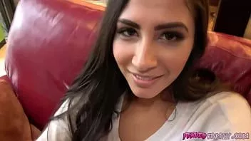 play PERVfamily.com - عندما تخسر أختك الرهان هاها!