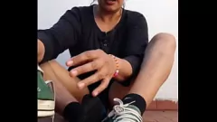Jouer Action de fétiche des pieds en direct: Les gros orteils et les semelles de Dazzy Feet