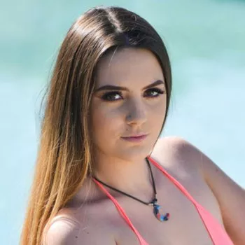 Star du porno Kinsley Kane