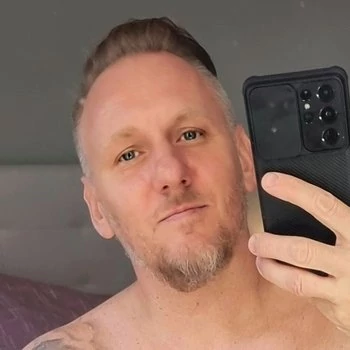 अभिनेता Axel Truu