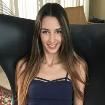 Actrita Natalia Nix